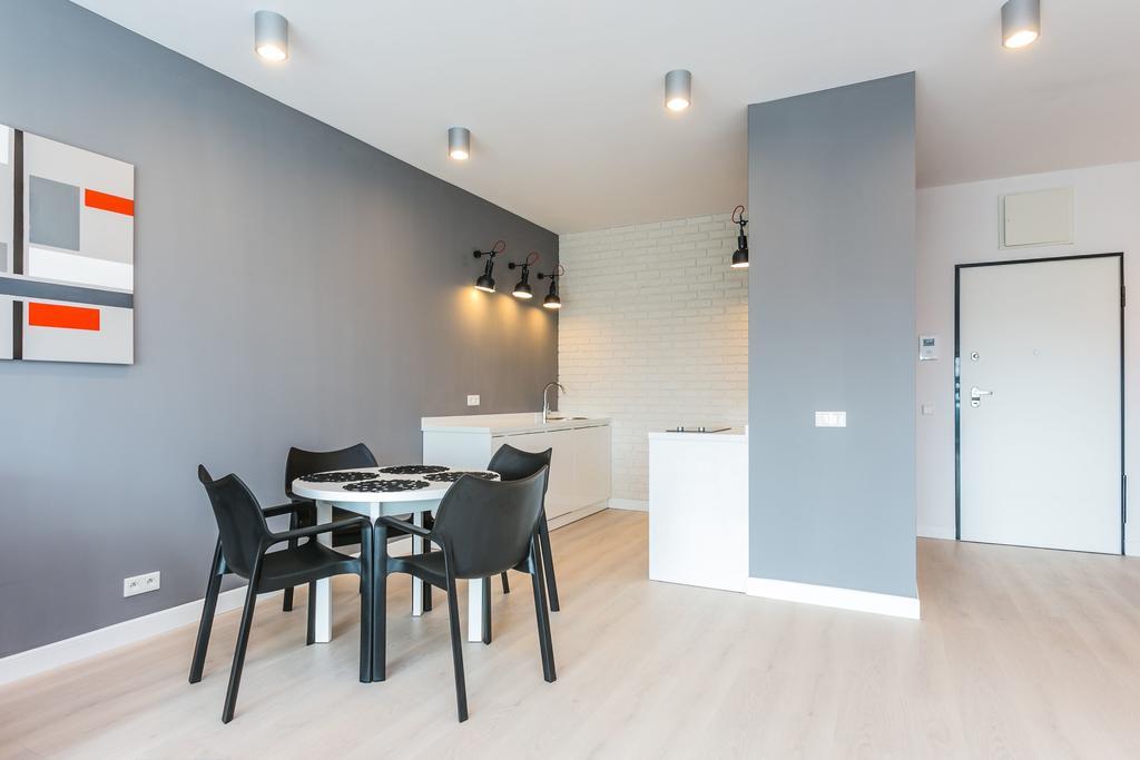 Platinum Residence Qbik Warschau Buitenkant foto